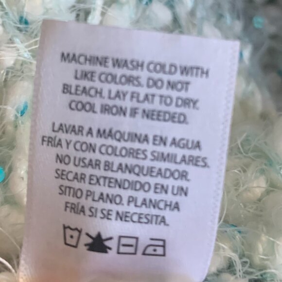 Nubby Knit Sequined Cozy Infinity Scarf in "Green Goddess" 115X - Picture 7 of 7